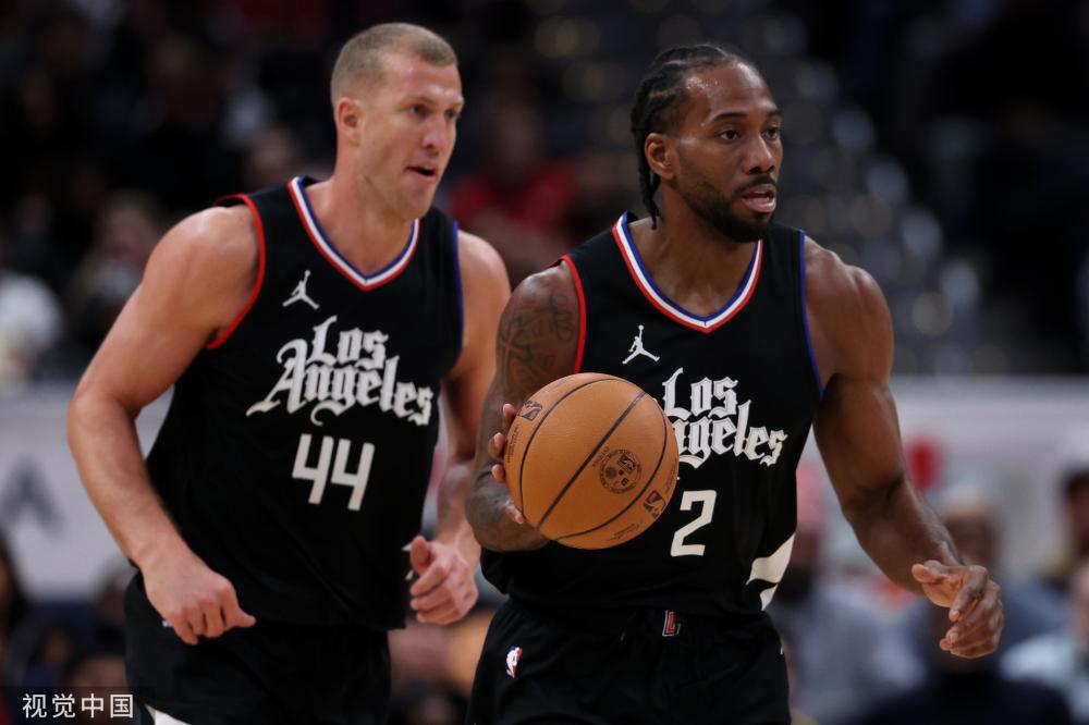 展现出的成 展现出的成