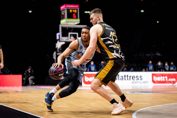 沙特早在十 沙特早在十